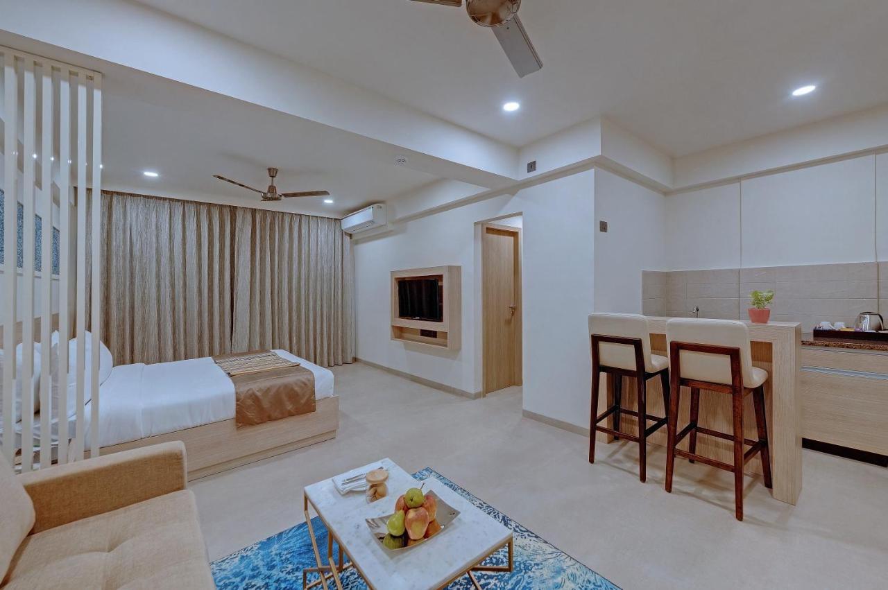 The Fern Habitat, Candolim, Goa Exteriér fotografie